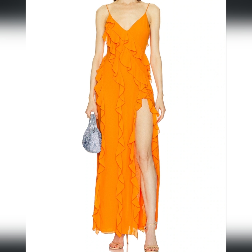 Nehna Gown
